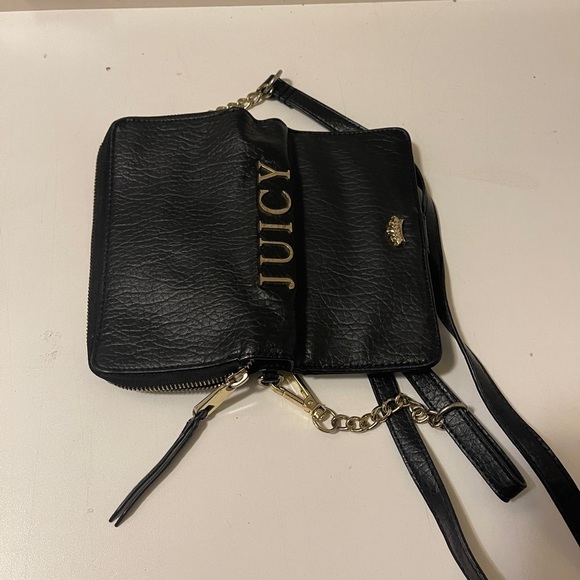 JUICY COUTURE • WALLETS AND CARDHOLDERS. Beautiful wallet with big logo in top - Picture 9 of 16